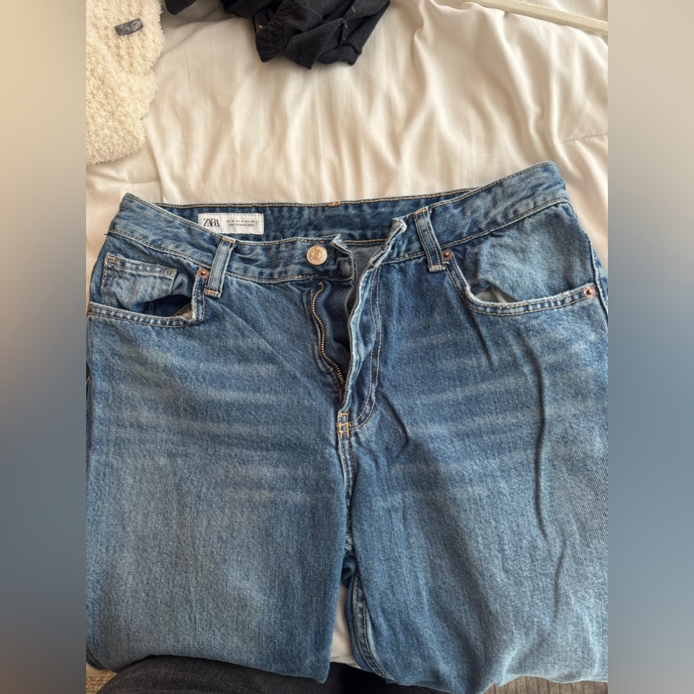 Zara jeans